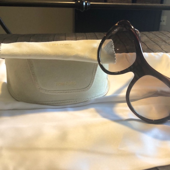 Everything MUST GO! Name me your price! 100% Auth! - Picture 15 of 16